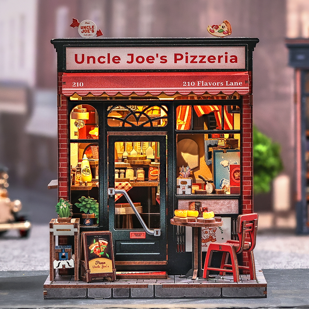 CUTEBEE DIY Miniature House | Uncle Joe's Pizzeria - Image 1