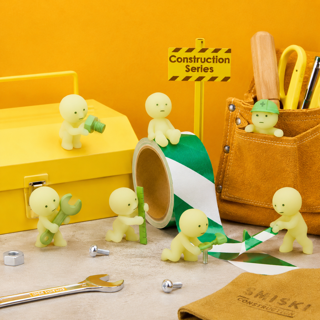 Smiski Mini Figure Construction Series | Glow-in-the-Dark Collectible Figures