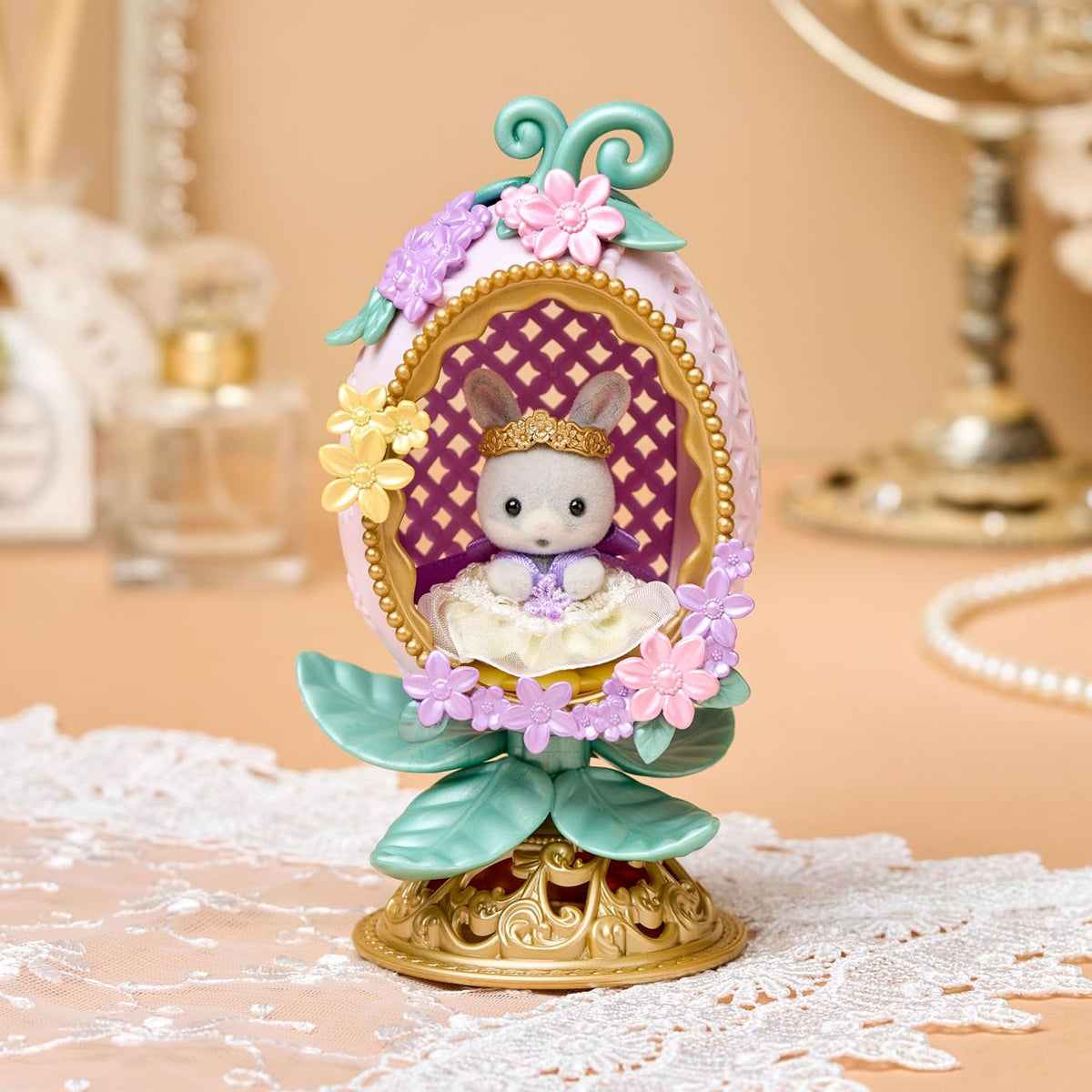 Calico Critters Cottontail Rabbit's Floral Hideaway (Japan Easter Exclusive) - Image 2