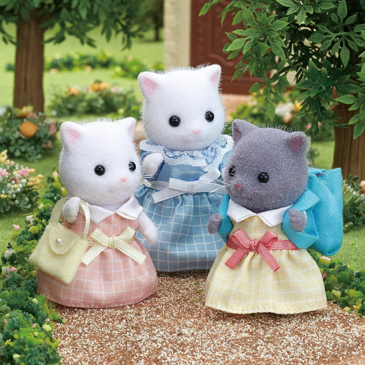 Epoch Persian Cat Mother (Sylvanian Families) New from Japan